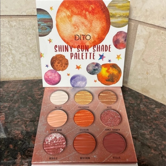 Dito Cosmetics Shiny Sun Shade Eyeshadow Palette - Picture 1 of 4